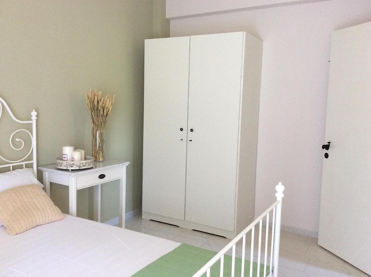 Kefalonia Apartments - Marias Studios - 2 Bedroom Apartment In Orchard, Spartia Kültér fotó