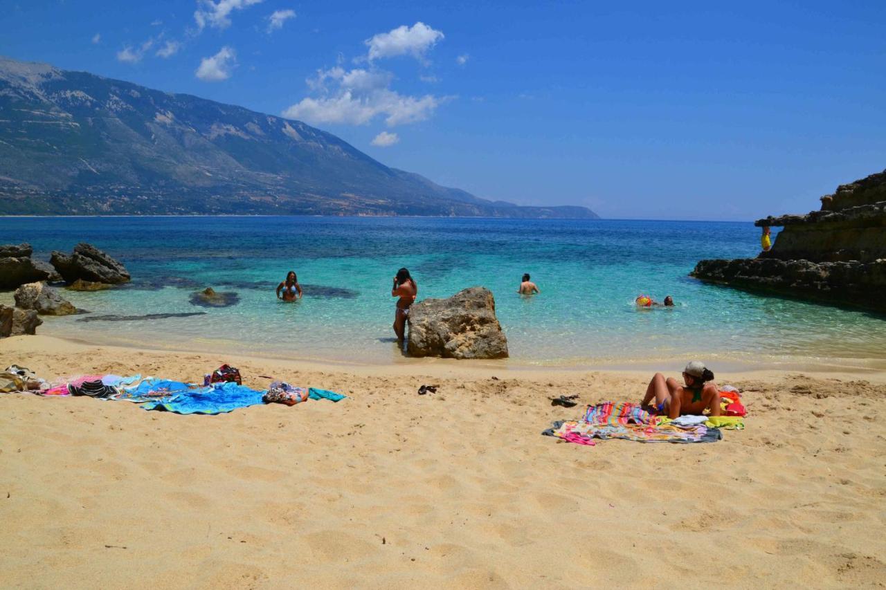 Kefalonia Apartments - Marias Studios - 2 Bedroom Apartment In Orchard, Spartia Kültér fotó
