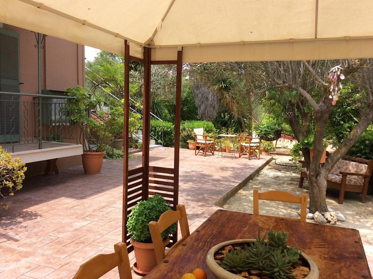 Kefalonia Apartments - Marias Studios - 2 Bedroom Apartment In Orchard, Spartia Kültér fotó